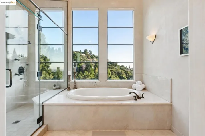 6 Perth Pl, Berkeley, California 94705
