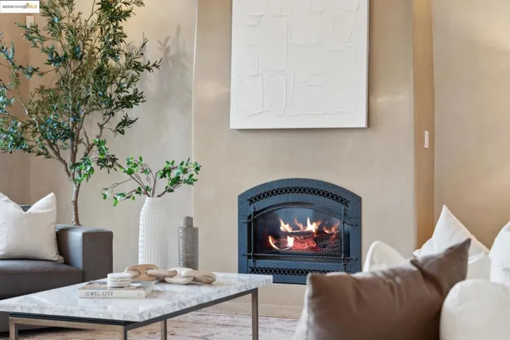 6 Perth Pl, Berkeley, California 94705