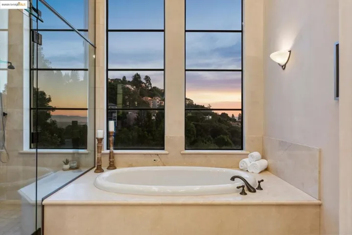 6 Perth Pl, Berkeley, California 94705