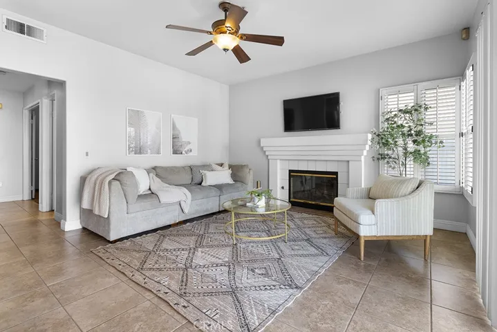 15946 Sunburst Drive, Fontana, California 92336
