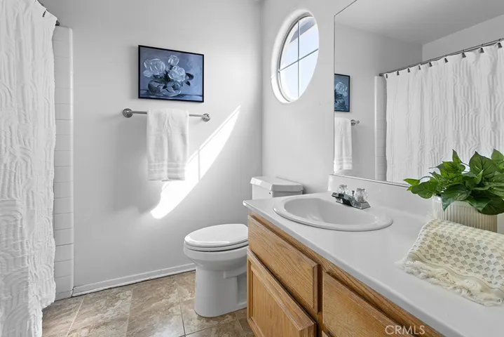 15946 Sunburst Drive, Fontana, California 92336