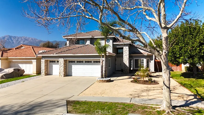 15946 Sunburst Drive, Fontana, California 92336