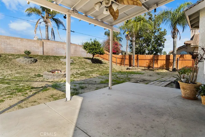 15946 Sunburst Drive, Fontana, California 92336