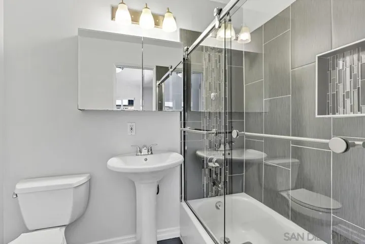2243 Galveston St, San Diego, California 92110