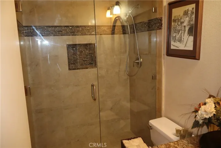 Ensuite bath to downstairs bedroom