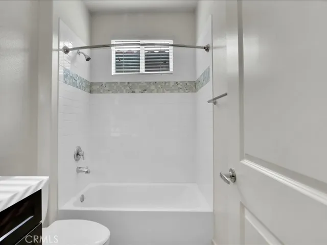 8258 N Haven Lane, Northridge, California 91325