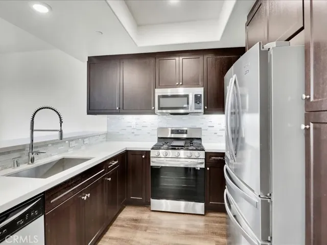 8258 N Haven Lane, Northridge, California 91325