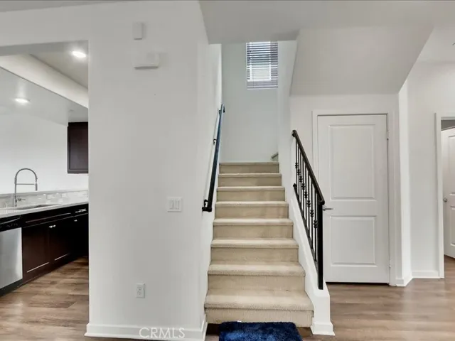 8258 N Haven Lane, Northridge, California 91325