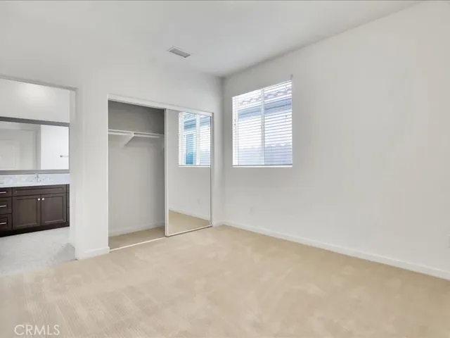 8258 N Haven Lane, Northridge, California 91325