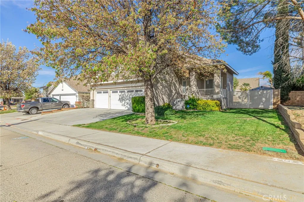 39932 Cyrus Lane, Palmdale, California 93551 home-pic-4