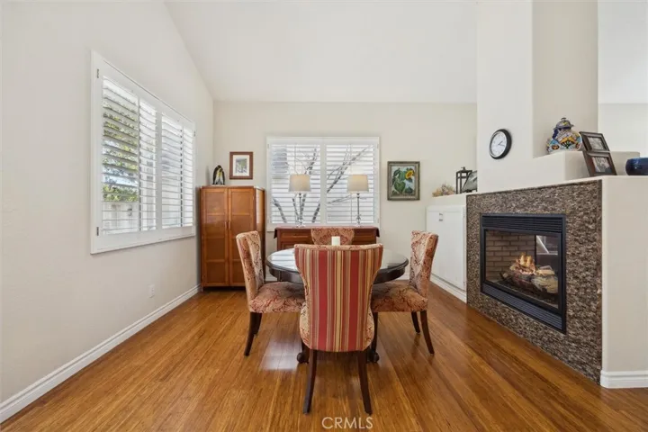 The two-sided fireplace can be enjoyed both in the living room and dining room.