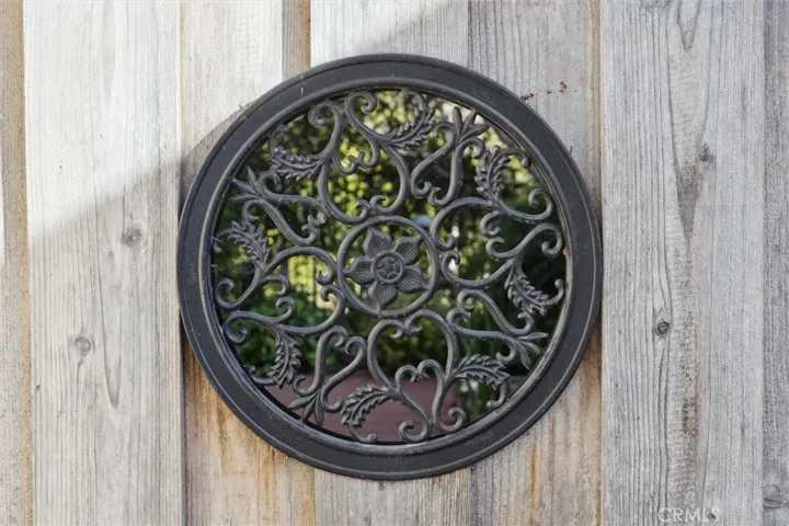 Invite your guests to enter through the side gate with this glimpse into the magic of the backyard.