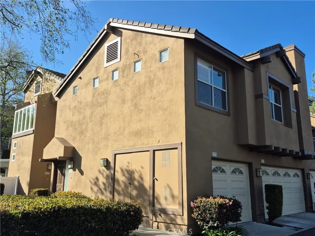 1325 S Country Glen Way, Anaheim Hills, California 92808