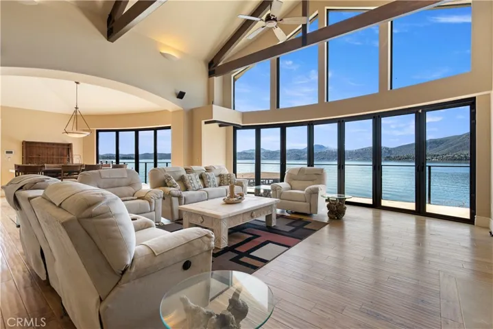 9910 Honeymoon, Clearlake, California 95422