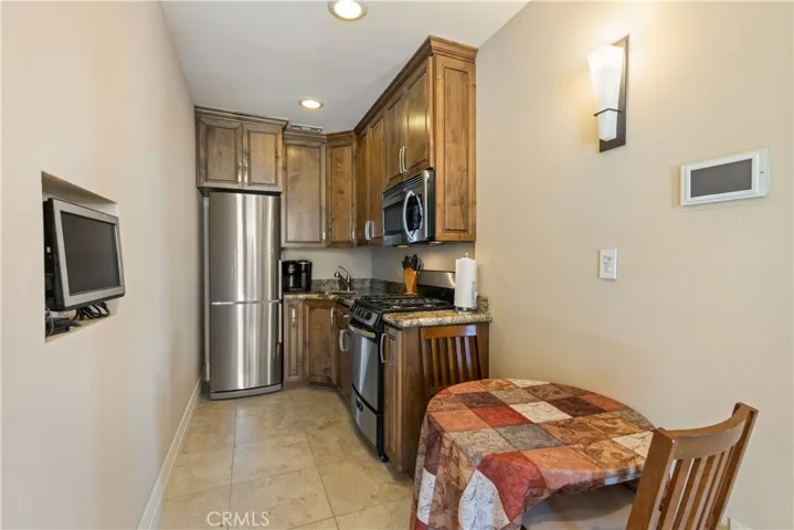 9910 Honeymoon, Clearlake, California 95422