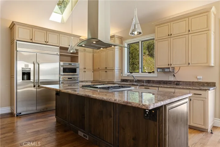 9910 Honeymoon, Clearlake, California 95422