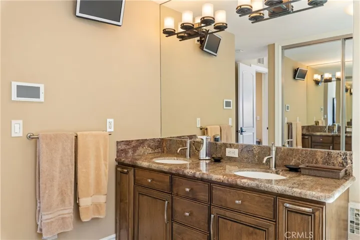 9910 Honeymoon, Clearlake, California 95422