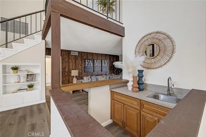 1205 W Bloomwood Road, Rancho Palos Verdes, California 90275