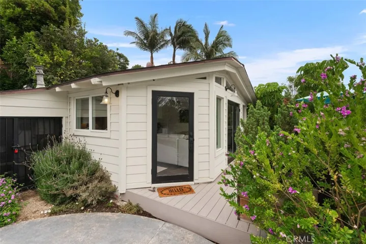 Upgraded furnished ocean view guest house.