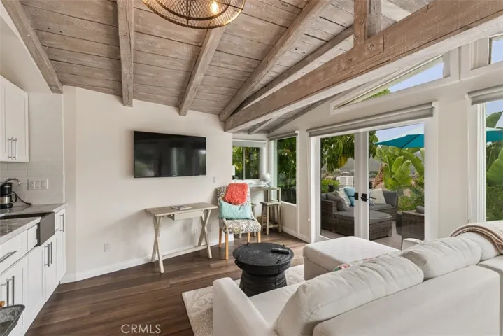 1737 Temple Hills Drive B, Laguna Beach, California 92651