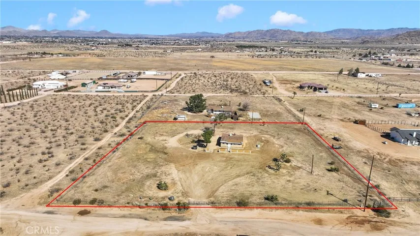 23136 Wren Street, Apple Valley, California 92308