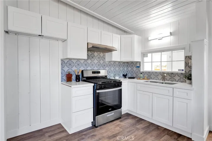 23136 Wren Street, Apple Valley, California 92308