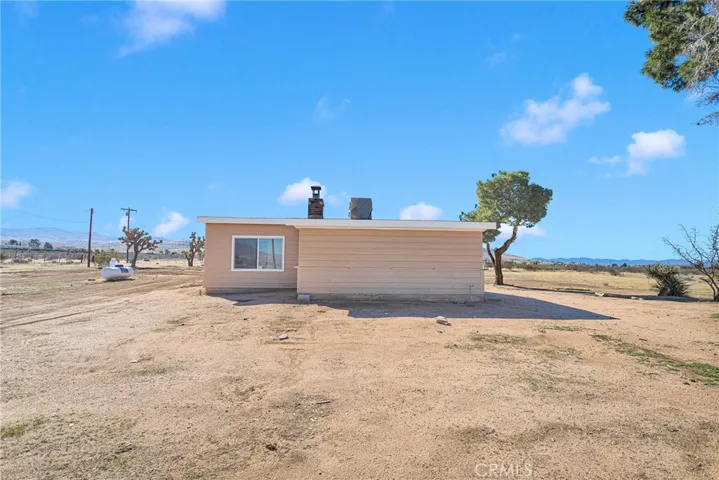 23136 Wren Street, Apple Valley, California 92308