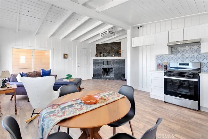 23136 Wren Street, Apple Valley, California 92308