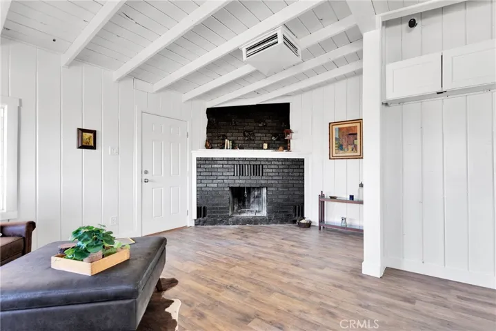 23136 Wren Street, Apple Valley, California 92308
