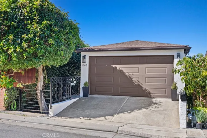 1065 Santa Ana Street, Laguna Beach, California 92651