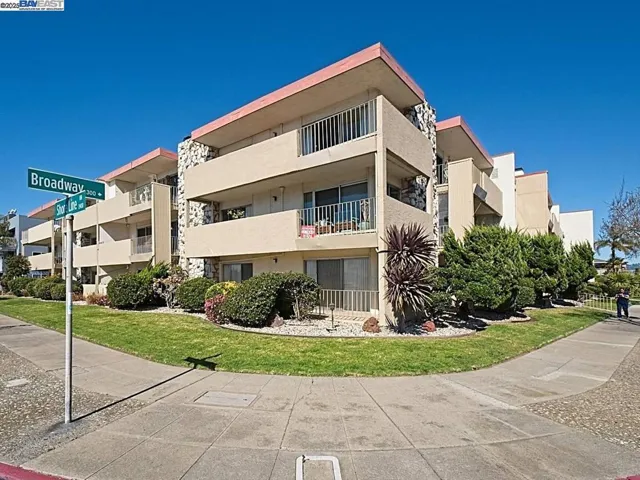 301 Broadway 108, Alameda, California 94501