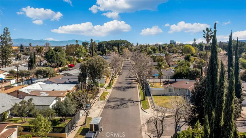 23409 Friar Street, Woodland Hills, California 91367