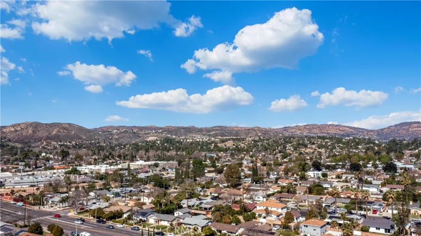 23409 Friar Street, Woodland Hills, California 91367
