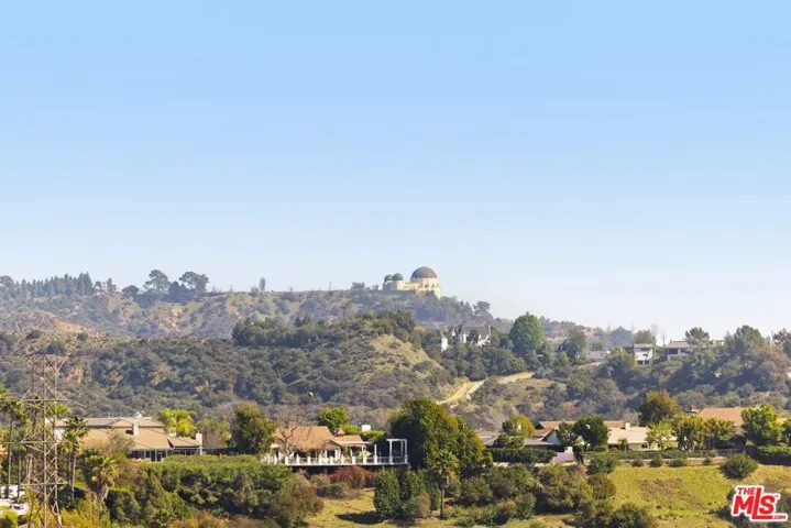 6844 Cahuenga Park Trail, Los Angeles, California 90068