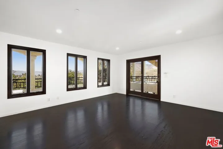 6844 Cahuenga Park Trail, Los Angeles, California 90068