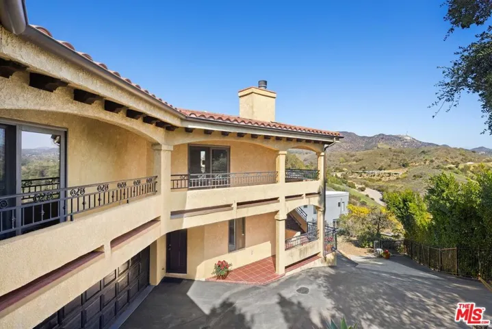 6844 Cahuenga Park Trail, Los Angeles, California 90068