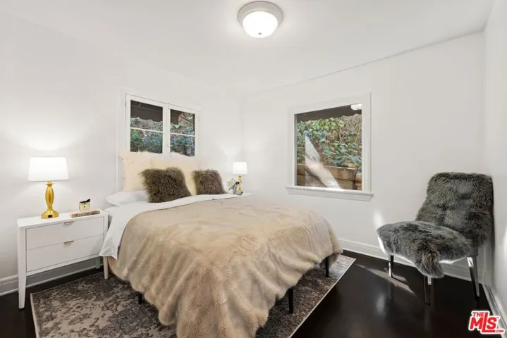 6844 Cahuenga Park Trail, Los Angeles, California 90068