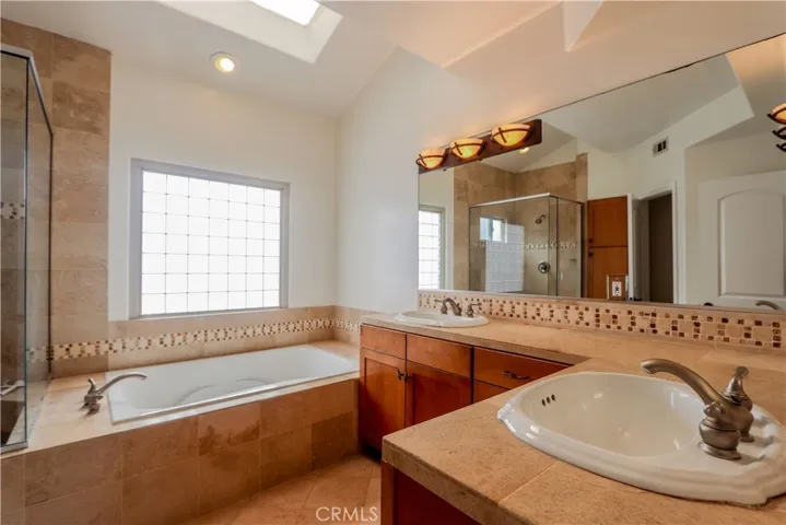 400 Diamond Street A, Redondo Beach, California 90277