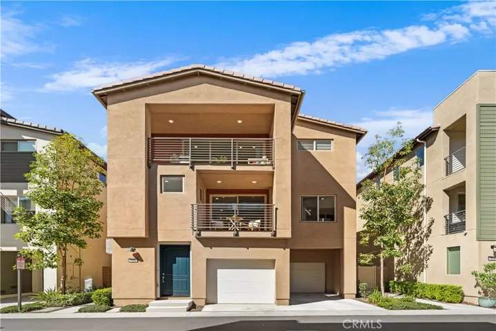 596 Catalonia, Lake Forest, California 92630
