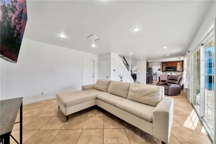 1782 Kirkwood Drive, Corona, California 92882