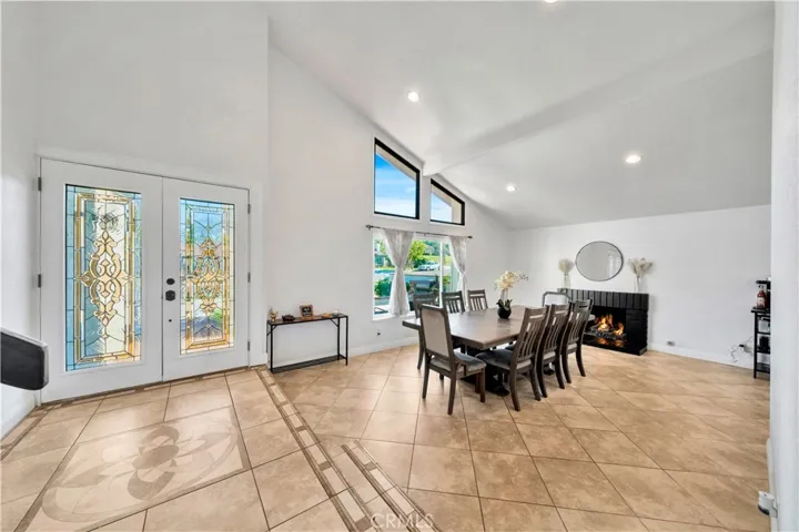 1782 Kirkwood Drive, Corona, California 92882