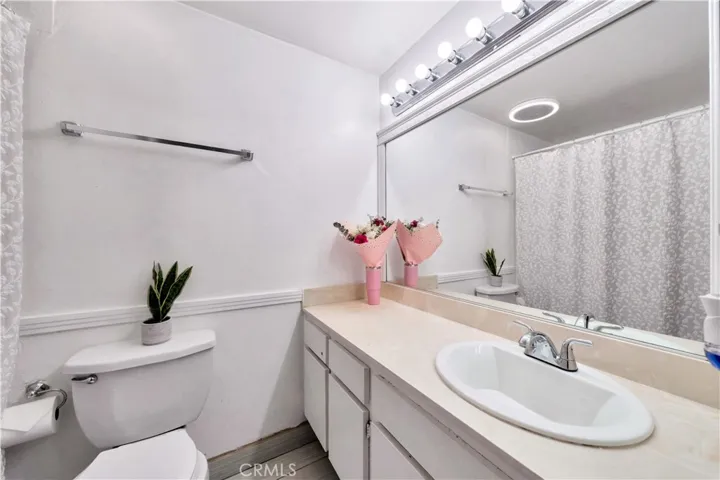 1782 Kirkwood Drive, Corona, California 92882