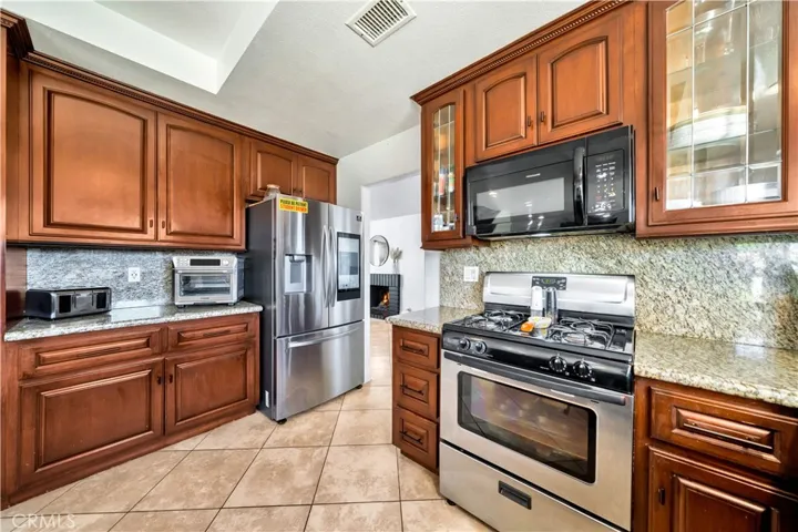 1782 Kirkwood Drive, Corona, California 92882