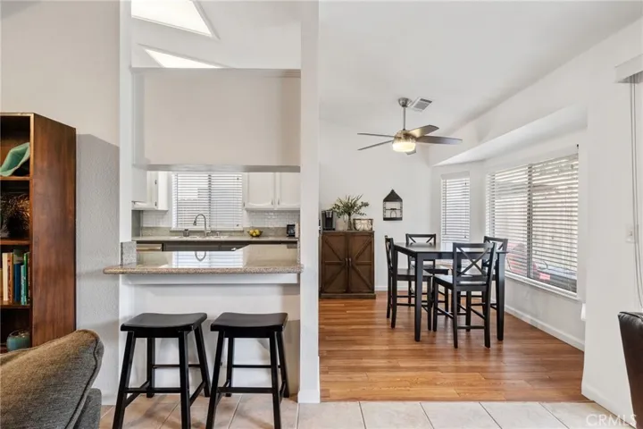 5822 W Oak Avenue, Visalia, California 93291