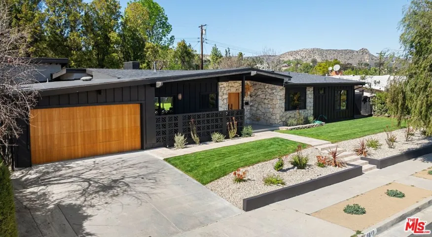 6019 Neddy Avenue, Woodland Hills, California 91367
