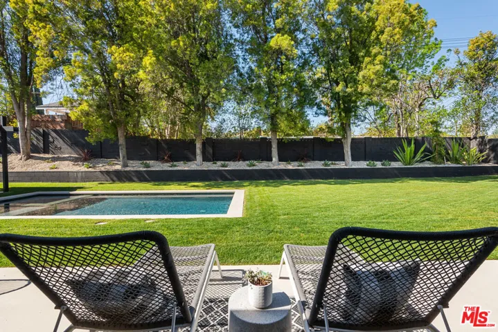 6019 Neddy Avenue, Woodland Hills, California 91367