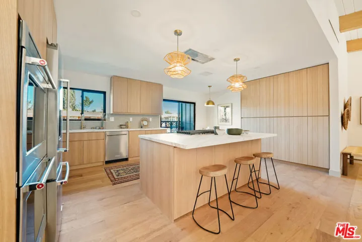 6019 Neddy Avenue, Woodland Hills, California 91367