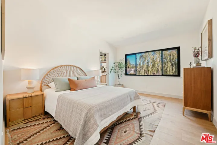 6019 Neddy Avenue, Woodland Hills, California 91367