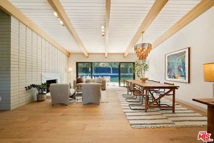 6019 Neddy Avenue, Woodland Hills, California 91367