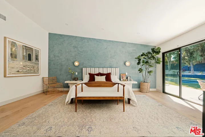 6019 Neddy Avenue, Woodland Hills, California 91367